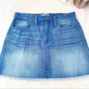Madewell Womens Skirt  30 Denim Relaxed Mini Raw Hem Lite Wash Casual Western